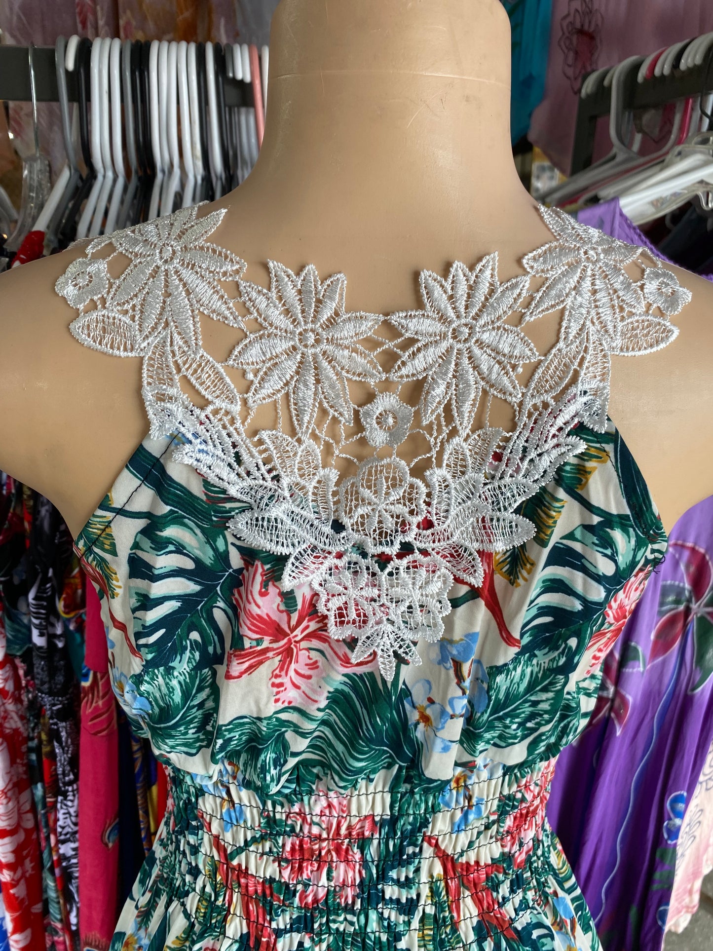 FLORAL LACED SHORT SINDRESS